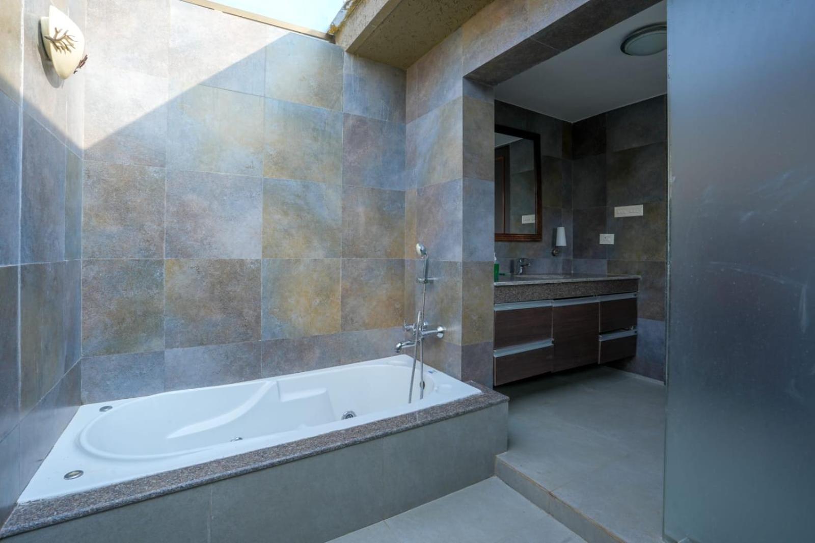 E&G Green Courts Resort At Koroli Hill Station Nashik Extérieur photo