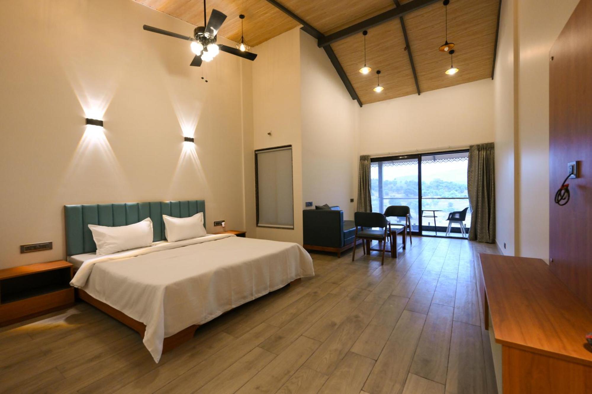 E&G Green Courts Resort At Koroli Hill Station Nashik Extérieur photo